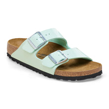 Carica l&#39;immagine nel visualizzatore di Gallery, Birkenstock - 1026963 ARIZONA PATENT SURF GREEN- Calz.S
