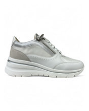 Carica l'immagine nel visualizzatore di Gallery, Keys - 10603A Sneakers WHITE/SILVER
