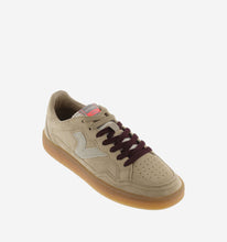 Carica l'immagine nel visualizzatore di Gallery, Victoria - 8806111-80 SMASH SUEDE BEIGE
