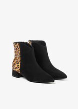 Carica l'immagine nel visualizzatore di Gallery, Francesco Milano - Trinchetto camoscio nero
