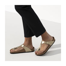 Carica l&#39;immagine nel visualizzatore di Gallery, Birkenstock - 1016108 GIZEH GOLD
